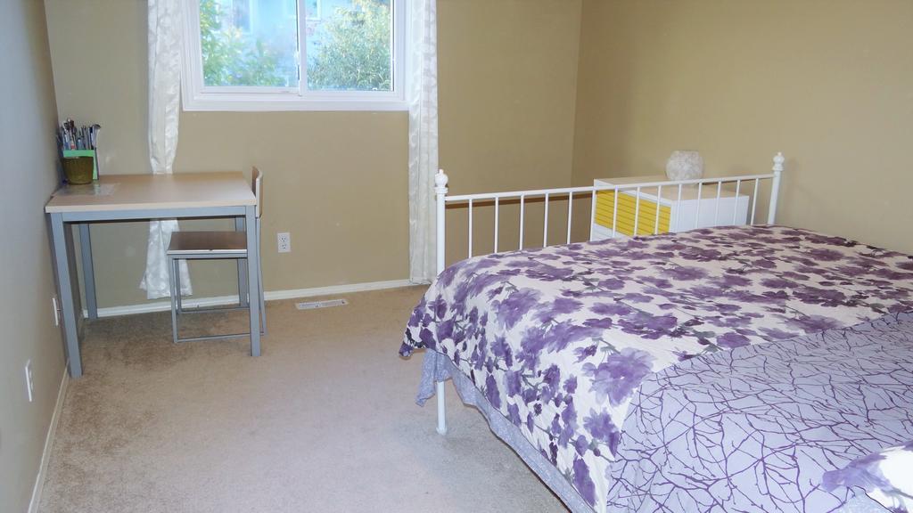 Brother Li Homestay Calgary Ngoại thất bức ảnh