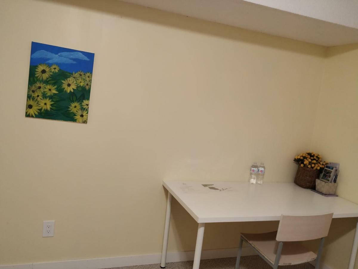 Brother Li Homestay Calgary Ngoại thất bức ảnh